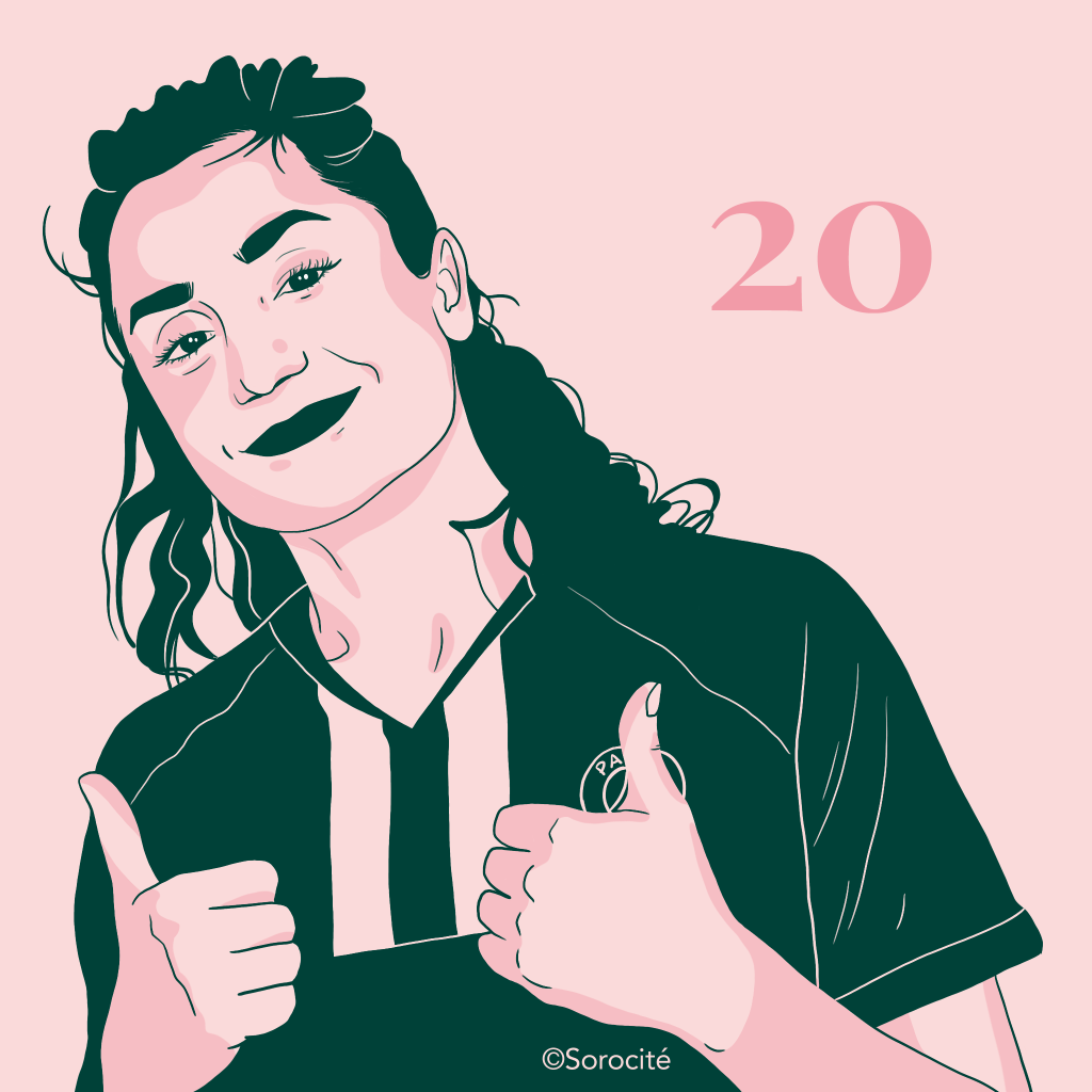 Nadia Nadim en t-shirt du PSG levant les pouces en l'air avec le sourire en format portrait et le numéro 20 à côté de son visage. 